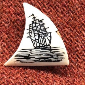 Whale Bone Tooth Skimshaw Tie Tac Engraved Alaska 3-Mast Ship
